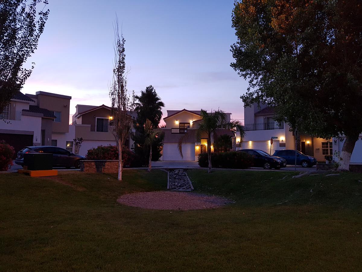 Residencia A 100 Mts Del Consulado Ciudad Juárez Exterior foto